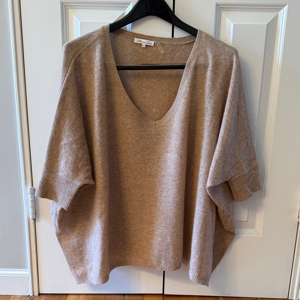 Minnie Rose Cashmere Cozy Tan V-Neck Sweater